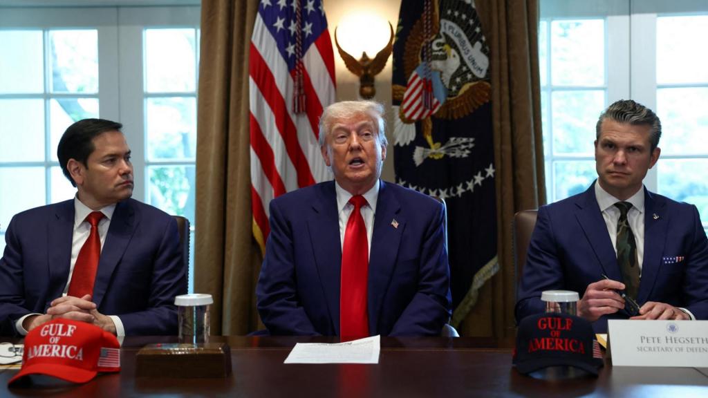 World:US economy shrinks for first time since 2022 as Trump praises tariffs