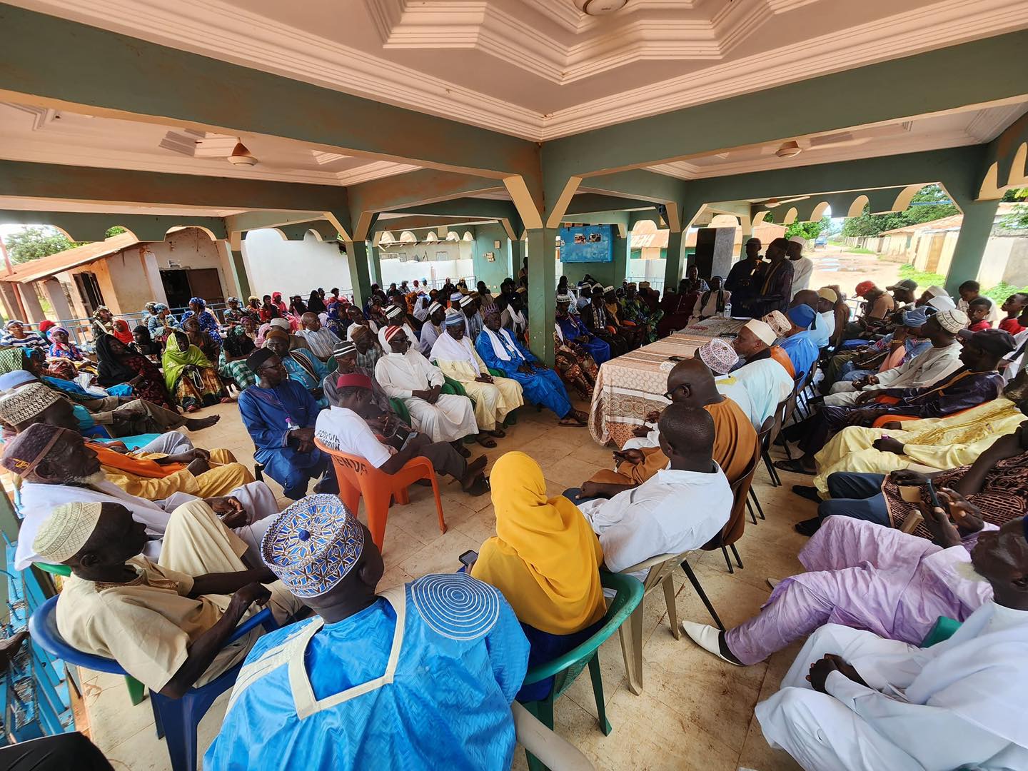 Giboro – Faraba Sutu 13km road construction project kicks off with community engagement