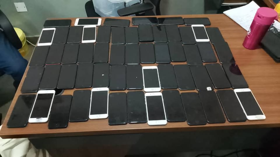 POLICE ARREST SUSPECTED ONLINE SCAMMERS
