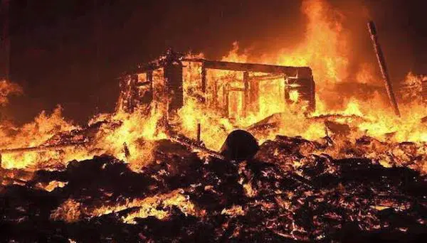 Nigeria: Cigarette stub sparks fire, destroys six rooms in Ibadan