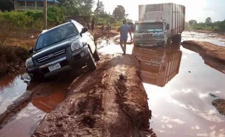 Nigeria: Federal roads across Nigeria: A daily struggle for commuters