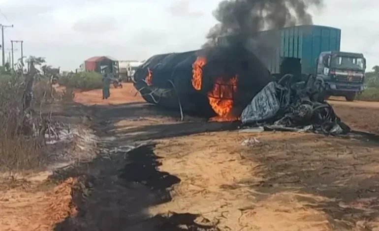 Nigeria: Tragedy in Niger: 30 dead, dozens injured after fuel tanker explosion