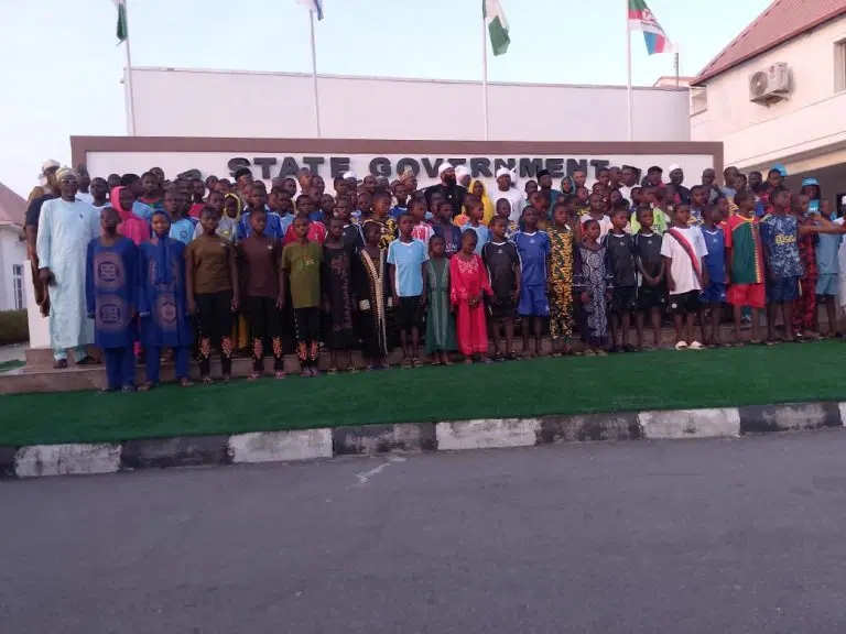 Nigeria: Governor Bago receives 100 rescued schoolchildren