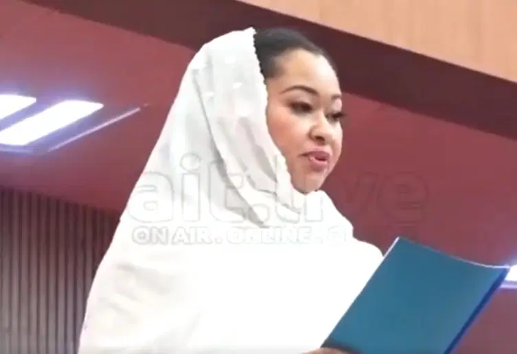 Nigeria: “Presidency and Senate colleagues urge me to join APC but I won’t”