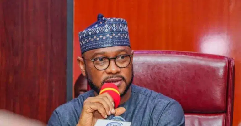 Nigeria: Defence minister lauds Zamfara governor for donating APCs, drones to boost security