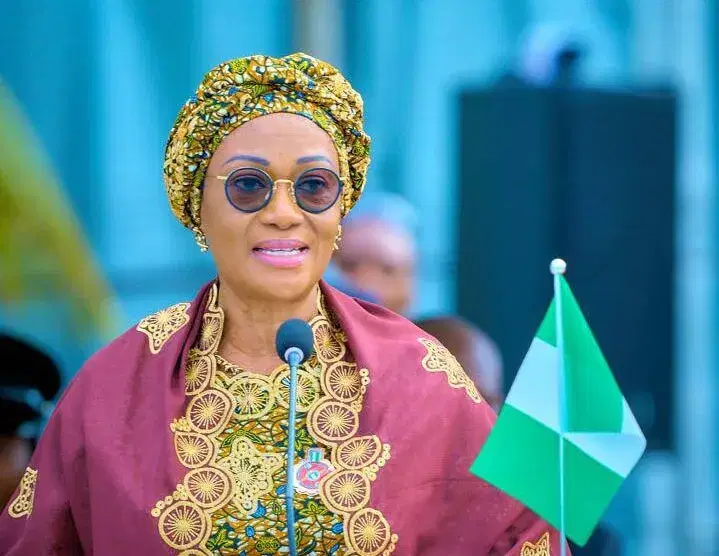 Nigeria: Trump honors Nigeria’s first lady at national prayer breakfast