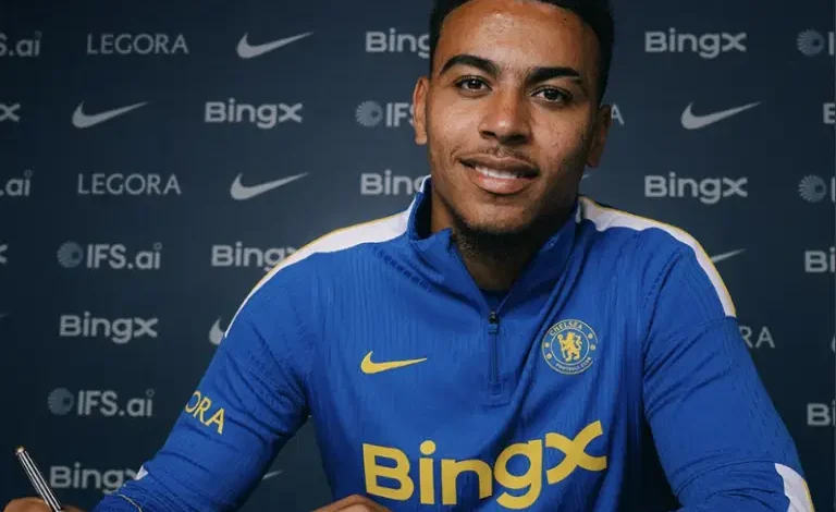 Nigeria: Chelsea sign Morgan Rogers from Aston Villa on long-term deal